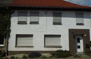 Haus kaufen in 06333 Walbeck, Großes Wohnhaus in Walbeck zu verkaufen