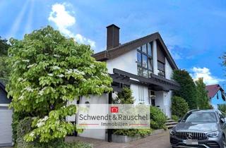 Villa kaufen in 61381 Friedrichsdorf, Repräsentatives Architektenhaus in Ortsrandlage von Friedrichsdorf-Köppern