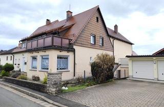 Reihenhaus kaufen in 95326 Kulmbach, Einzigartig wohnen: Modernisiertes Zweifamilienhaus mit Scheunenanbau in Top-Lage von 95326 Kulmbach-Forstlahm!
