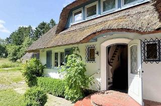 Haus kaufen in 24321 Giekau, Traumhaftes Reetdachhaus in Giekau!