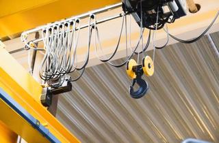 Gewerbeimmobilie mieten in Siemensstraße 23, 73278 Schlierbach, PROVISIONSFREI: Lagerhallen bekrant, hohe Bodenlasten