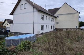Wohnung mieten in Finkenweg, 57539 Roth, Gut gedämmte Dachgeschoßwognung, mit SAT TV, WW über Heizung, modern,