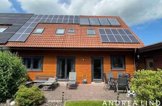 Doppelhaushälfte kaufen in 27478 Cuxhaven, Familienfreundliche Doppelhaushälfte mit Kamin, Photovoltaik und Wohnmobilstellplatz