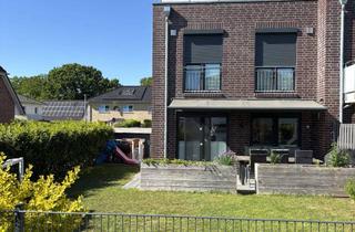 Haus kaufen in Ulmenweg 24, 23869 Elmenhorst, Neuwertiges energieeffizientes Reiheneckhaus in ruhiger, familienfreundlicher Lage