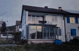 Doppelhaushälfte kaufen in 72275 Alpirsbach, Alpirsbach - Charmantes Generationenhaus in Alpirsbach - Zwei Wohneinheiten