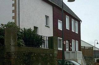 Wohnung kaufen in 59581 Warstein, Warstein - GROßE ALTBAU WOHNUNG
