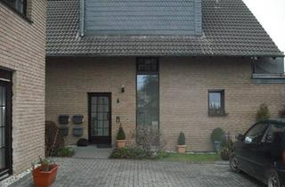 Mehrfamilienhaus kaufen in 57577 Hamm, Hamm (Sieg) - Mehrfamilienhaus mit Garagen als Kapitalanlage zu verkaufen