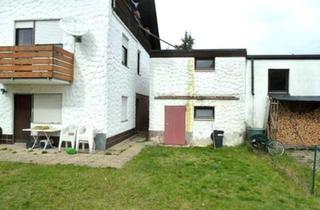 Einfamilienhaus kaufen in 91341 Röttenbach, Röttenbach - Einfamilienhaus mit unterkellerter Einzelgarage in Röttenbach