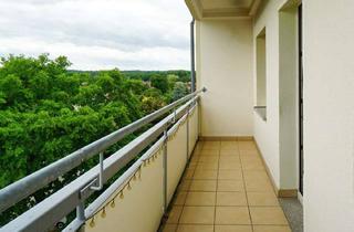 Wohnung kaufen in 01458 Ottendorf-Okrilla, Bezugsfreie Balkonwohnung nördlich von Dresden
