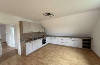 Wohnung mieten in Glanstraße, 66907 Glan-Münchweiler, Schöne 3-Zimmer-Dachgeschosswohnung mit Balkon und Einbauküche in Glan-Münchweiler