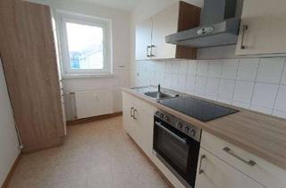 Wohnung mieten in Leopoldstraße 17, 06406 Bernburg, voll renovierte Altbauwohnung mit Einbauküche