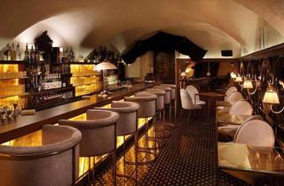 Gastronomiebetrieb mieten in Altstadt 297, 84028 Altstadt, Multikonzept-Gastronomie: Drei Betriebe – ein Standort!