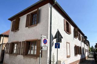 Bauernhaus kaufen in 67435 Mußbach, Urigers Bauernhaus mit Hof und Scheune