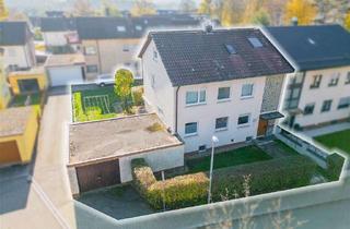 Doppelhaushälfte kaufen in 71101 Schönaich, Doppelhaushälfte mit zwei separaten Wohnungen, Solarfeld und weitläufigem Garten