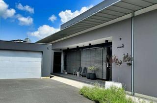 Villa kaufen in 48161 Nienberge, Ein architektonisches Meisterwerk – Villa mit Stil und Substanz