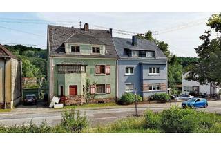Haus kaufen in Saarbrücker Straße 18, 66299 Friedrichsthal, 12-Zimmer-Haus in Friedrichsthal, 3 Wohnungen auf drei Etagen