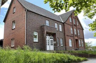 Mehrfamilienhaus kaufen in 21720 Guderhandviertel, Mehrfamilienhaus direkt an der Lühe!