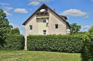 Haus kaufen in 02708 Löbau, Wohnhaus mit zwei Wohnungen und Platz für Hobby oder Gewerbe