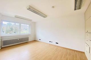 Büro zu mieten in Hauptstraße, 61462 Königstein, Helle Büro/Praxisfläche in zentraler Lage*2 Räume*2 WC’s*Küche inkl. EBK*ab sofort