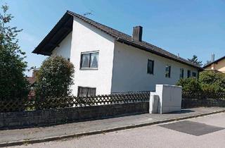 Haus kaufen in 94354 Haselbach, Haselbach - Zweifamilienhaus zu verkaufen
