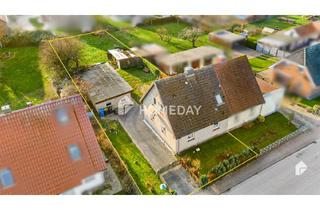Haus kaufen in 23942 Kalkhorst, Kalkhorst - Rohdiamant: Solide DHH mit großem Grundstück | 2 Bäder | Ruhige Lage | 2 Garagen | Viel Potenzial