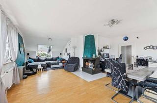 Wohnung kaufen in 95445 Kreuz, Exklusive 4,5-Zimmer-Wohnung am Roten Hügel mit Kamin & zwei Dachterrassen