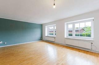 Wohnung kaufen in 24576 Hagen, Erfüllen Sie sich Ihren Traum von der eigenen ETW - mit Balkon und EBK
