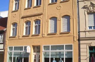 Wohnung mieten in 39576 Stendal, Große 6 Zimmer Wohnung im sanierten Altbau