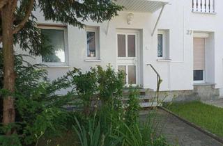 Wohnung mieten in 90614 Ammerndorf, 4-Zimmer-Wohnung mit Einbauküche, Balkon und Gartenanteil in Ammerndorf