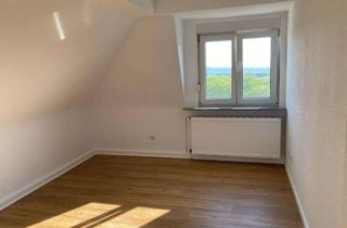 Wohnung mieten in Intzestr. 80, 42859 Zentralpunkt, 2-Zimmer Dachgeschosswohnung mit ca. 49 qm