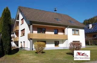 Einfamilienhaus kaufen in 72362 Nusplingen, Großes gepflegtes Einfamilienhaus mit 3 Garagen und Garten in schöner Lage von Nusplingen