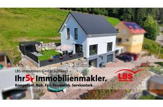 Einfamilienhaus kaufen in 78132 Hornberg, Modernes Wohnen mit Weitblick - Neuwertiges Einfamilienhaus mit großem Garten, Keller und Garagen