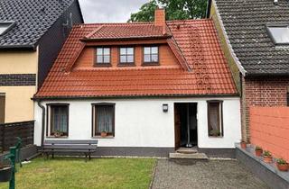Haus kaufen in 17375 Mönkebude, Perfektes Zuhause für Segler - Haus mit 2 Wohneinheiten - nur 100m vom