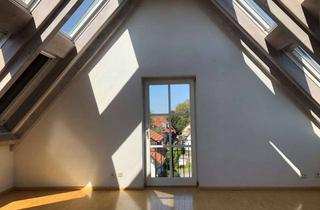 Immobilie mieten in 79211 Denzlingen, Suche Nachmieter ab 01.09.2025 für mein helles, teilmöbeliertes Appartement im Dachgeschoss!