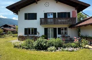 Einfamilienhaus kaufen in 82441 Ohlstadt, Ohlstadt - Doppelhaushälfte mit zwei Wohneinheiten in Ohlstadt