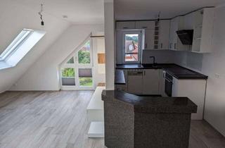 Wohnung mieten in Roggenkamp, 32602 Vlotho, Attraktive 3-Zimmer-Maisonette-Wohnung mit gehobener Innenausstattung mit Balkon und EBK in Vlotho