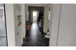 Wohnung mieten in 75305 Neuenbürg, Helle 4-Zimmer-Dachgeschosswohnung mit Balkon und Stellplatz – 105 m2