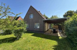 Einfamilienhaus kaufen in 23774 Heiligenhafen, Einfamilienhaus mit Garage & Carport