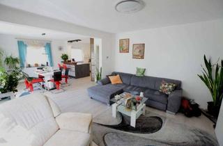 Haus kaufen in 78253 Eigeltingen, Vielseitig nutzbares, großes und modernisiertes 2-Familienhaus mit großem Grundstück in grüner Lage.