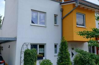 Haus mieten in Laufer Str. 32, 90607 Rückersdorf, 5-Zimmer-Reihenendhaus mit EBK in Rückersdorf