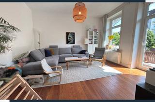 Wohnung kaufen in 24118 Blücherplatz, Stilvoller Altbaucharme trifft auf moderne Wohnqualität – Hochwertige ETW in der Holtenauer in Kiel