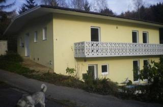 Wohnung mieten in Am Holzweg, 51580 Reichshof, Moderne 4 Zimmerwohnung,Balkon u.Terrasse,kernsaniert,2.Fam.Haus,Eigener Eingang