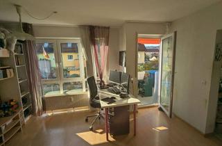 Wohnung kaufen in 79183 Waldkirch, Helle 2 Zimmerwohnung in Kollnau