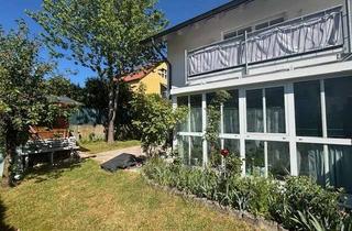 Wohnung kaufen in Kirchlerner Weg 11, 84416 Taufkirchen, Herrliche 2 Zimmerwohnung mit verglaster Südterrasse, Garten und Hobbyraum