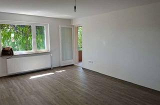 Wohnung mieten in Pappelallee 12, 21481 Lauenburg/Elbe, Für Ihre Familie: geräumige 3-Zimmer-Wohnung mit Balkon, frisch saniert