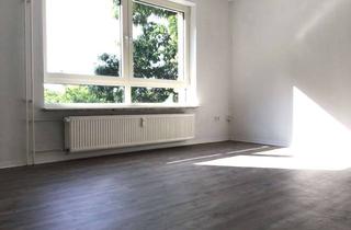Sozialwohnungen mieten in Albert-Schweitzer-Str. 18, 45279 Freisenbruch, Schnuckelige 3-Zimmer-Wohnung mit Balkon! Erstbezug nach Modernisierung!