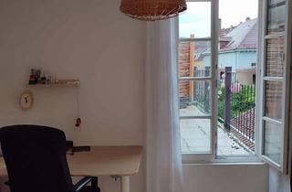 Wohnung mieten in Oberamtaigasse, 78628 Rottweil, Ansprechende 4-Zimmer-Altbauwohnung in der Innenstadt von Rottweil