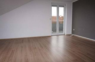 Wohnung mieten in 86916 Kaufering, RARITÄT! Lichtdurchflutete Wohlfühlinsel unterm Dach mit Balkon!