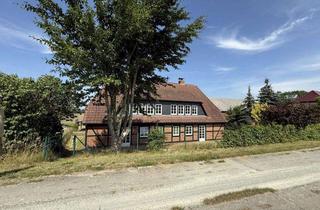 Haus kaufen in 19309 Lenzen, Historisches Fachwerkhaus in erster Reihe direkt am Deich