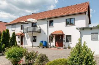 Haus kaufen in 36132 Eiterfeld, Zwei Wohneinheiten unter einem Dach – ideal für Familien oder Kapitalanleger